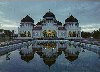 Banda Aceh / BTJ (Aceh, Sumatra): pond by the Grand-Mosque - Grote Moskee in Banda Atjeh.