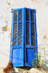 Algeria / Algrie - Bejaia / Bougie / Bgayet - Kabylie: Rue du Vieillard - window with blue jalousie | Rue du Vieillard - fentre en jalousie - photo by M.Torres