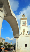 Algiers / Alger - Algeria: El Jedid mosque - entrance to the fishing harbour passage - Martyrs square | Mosque El Jedid - entre de la Pcherie - Place des Martyrs - photo by M.Torres