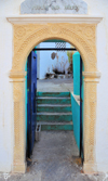 Sidi Fredj / Sidi-Ferruch - Wilaya d'Alger - Algrie: Encadrement de porte  la turque - tombeau du Marabout Sidi Frejd - photo par M.Torres