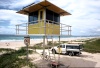 Australia - Gold Coast (Queensland): lifeguards' watchtower - photo by  Picture Tasmania/Steve Lovegrove