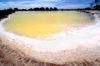 south of Hyden (WA): Yellow Salt Pond - photo by B.Cain
