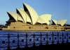 Australia - Sydney (NSW): the Opera House and the railing along Sydney Cove - photo by A.Walkinshaw