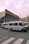 Azerbaijan - Baku: Marshrutki near the Republic palace - shared taxis - Baku traffic - photo by M.Torres