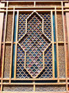 Sheki / Shaki - Azerbaijan: Sheki Khans' palace - external view of a shebeke window - wooden latticework assembled without nails or glue - Khansarai - photo by N.Mahmudova