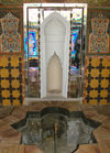 Sheki / Shaki - Azerbaijan: Sheki Khans' palace - mihrab and fountain - Khansarai - photo by N.Mahmudova
