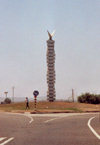 Azerbaijan - Sumgait: roundabout (photo by M.Torres)