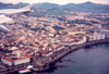 Azores - Ponta Delgada: from the air / vista area (e asa estibordo de Airbus 310) - photo by M.Durruti