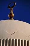 Manama, Bahrain: Yateem Mosque - dome and golden crescent - photo by M.Torres