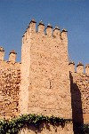 Majorca / Mallorca / Maiorca: Palma - the walls - tower - ramparts - murallas (photographer: Miguel Torres)