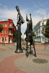 Belarus - Mogilev - stargazer - sculptor Vladimir Zhbanov - photo by A.Dnieprowsky