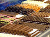 Belgium - Brugge / Bruges (Flanders / Vlaanderen - West-Vlaanderen province): Famous Belgium pralins and chocolates - sweets at a Chocolaterie (photo by M.Bergsma)