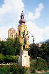 Bosnia-Herzegovina - Sarajevo: peace monument by the Serb Orthodox Cathedra (photo by M.Torres)