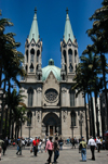 Brazil / Brasil - So Paulo: the cathedral - Praa da S - Neo-Gothic style - German architect Maximilian Emil Hehl / a catedral - revivalismo gtico - photo by M.Alves