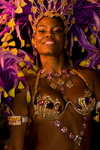 Rio de Janeiro, RJ, Brasil / Brazil: curvy Carnival dancer with feathered headdress - Mocidade Independente de Padre Miguel samba school / escola de samba Mocidade Independente de Padre Miguel - photo by D.Smith