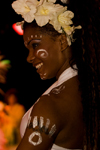 Rio de Janeiro, RJ, Brasil / Brazil: female Carnival dancer with Hibiscus hair decoration - Mocidade Independente de Padre Miguel samba school / escola de samba Mocidade Independente de Padre Miguel - photo by D.Smith