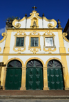 Olinda, Pernambuco, Brazil: baroque facade of the Convent of St Francis / Church of Our Lady of the Snows, built by the Portuguese in 1585, it is the oldest Franciscan convent in Brazil - Historic Centre of the Town of Olinda, UNESCO World Heritage Site - Convento de So Francisco /  Igreja de Nossa Senhora das Neves - photo by M.Torres