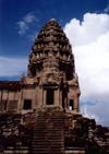 Angkor, Cambodia / Cambodge: Angkor Wat - one of the towers - photo by Miguel Torres