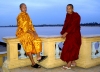 Cambodia / Cambodge - Phnom Penh: young Buddhist monks pose for a photo near the Tonle Sap River (photo by R.Eime)