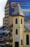 Cameroon, Douala: Bonalembe church, a Baptist temple - Boulevard De La Liberte - photo by M.Torres