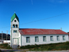 Canada / Kanada - Nain (Labrador): wooden church - 18th century Moravian Church - photo by B.Cloutier