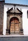 Carnay Islands / Canarias - Tenerife - San Cristbal de la Laguna: gate at San Agustn's church - photo by M.Torres