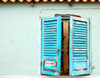 S.Maria, Sal island, Cape Verde / Cabo Verde: window with blue shutters - janela com venezianas azis - photo by R.Resende