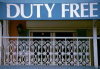 Grand Cayman - George Town: duty free shop - tax free - photo by F.Rigaud