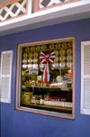 Cayman Islands - Grand Cayman shop - liquor and rum cake - photo by F.Rigaud