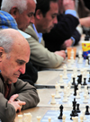 Santiago de Chile: Plaza de Armas - chess players - photo by M.Torres