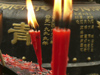 204 China - Chengdu (capital of Sichuan province): Wuhou Temple - candles (photo by M.Samper)
