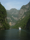 212 China - Chongqing municipality - Yangtze / Chang Jiang River: cruise boat in a gorge (photo by M.Samper)