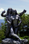 Medelln, Colombia: statue of Cacique Nutibara, Colombian indigenous hero - sculptor Jos Horacio Betancur - Pueblito Paisa - Cerro Nutibara - photo by E.Estrada