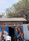 Goma, Nord-Kivu, Democratic Republic of the Congo: beauty parlours are numerous - Salon Clinique des Stars - mural - beautician - photo by M.Torres