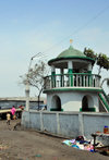 Goma, Nord-Kivu, Democratic Republic of the Congo: short minaret of the Friday Mosque - photo by M.Torres