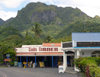 Cook Islands - Rarotonga island: Avarua - Tutakimoa Rd - Cook's corner arcade - mountains in the background - photo by B.Goode