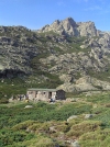 Corsica / Corse - Ercu mountain hut and highest peak of Corsica - Monte Cinto (photo by J.Kaman)