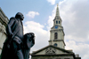 London: Trafalgar square - church of St Martin in the Fields and George Washington - photo by M.Bergsma