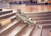 Birmingham / BHX (West Midlands): stairs - Thomas Attwood Statue - Chamberlain square (photo by Miguel Torres)