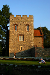 Canterbury, Kent, South East England: Westgate gardens - Westgate city wall, by the Great Stour river - photo by I.Middleton