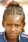 Eritrea - Asmara: typical hairstyle of Eritrean women - photo by E.Petitalot