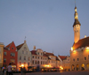 Estonia - Tallinn: City hall square - Raekoja Plats - Hanseatic city of Tallin - photo by J.Kaman