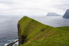Kalsoy island, Noroyar, Faroes: cliffs near the Kallur lighthouse - promontory - photo by A.Ferrari