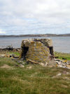 Falkland islands / Ilhas Malvinas - East Falkland island - Port Stanley: ruined tower - photo by C.Breschi
