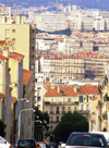 Marseilles, Bouches-du-Rhne, PACA: steep street - cityscape - photo by K.Gapys