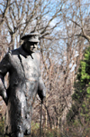 Paris, France: Winston Churchill statue on Winston Churchill avenue, near the Petit Palais - sculptor Jean Cardot - Champs-lyses - 8e arrondissement - photo by M.Torres