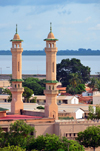 Banjul, The Gambia: King Fahad mosque (Great Mosque, Jammeh Mosque) - minarets, roofs and river - a gift of Saudi Arabia, accommodates 6000 people - Box Bar Road, former Wallace Cole Road - photo by M.Torres