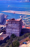 Gibraltar: the Union Jack over an old Arab bastion - Tower of Homage - Moorish Castle - photo by M.Torres