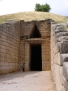 Greece - Mycenae (Peloponnese): entrance to one of the tombs - photo by G.Frysinger