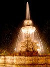 Guatemala - Antigua Guatemala: fountain in the central square / Fuente en la Plaza Central de Antigua Guatemala (photographer: Hector Roldn)
